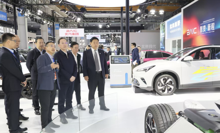 李樂成在2025世界智能網聯(lián)汽車大會巡展并調研_北京中汽四方會展有限公司